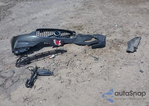 2018 Volvo Xc60 T5 Inscription z USA, uszkodzony, nr VIN YV4102RLXJ1025932